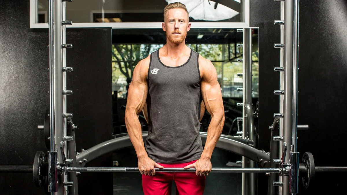 Men's Shoulder Workouts: Strategies to Get Bigger and Wider Delts